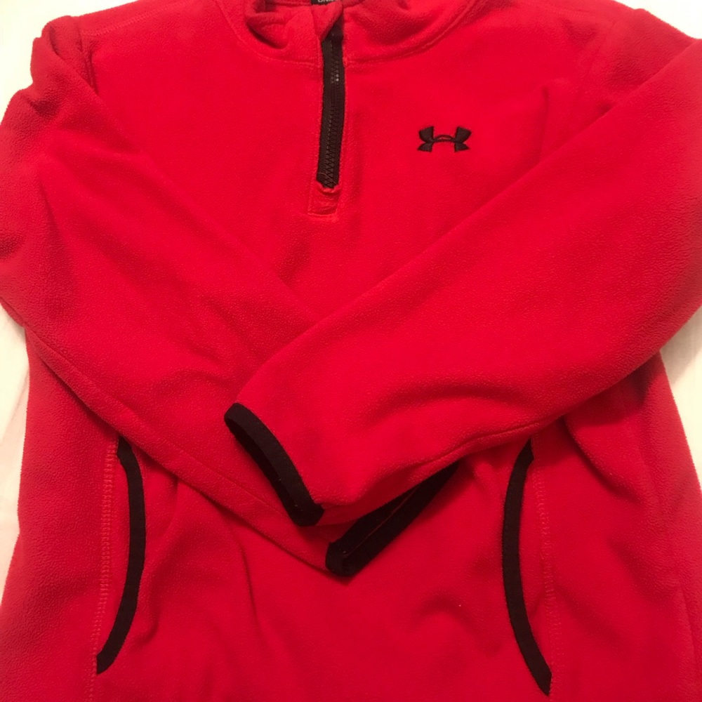 Under Armour fleece pullover sz 4/5